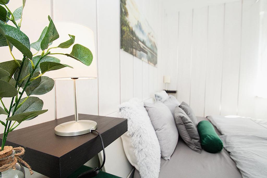 Magnolia Apartment - Free Private Parking Любляна Екстериор снимка