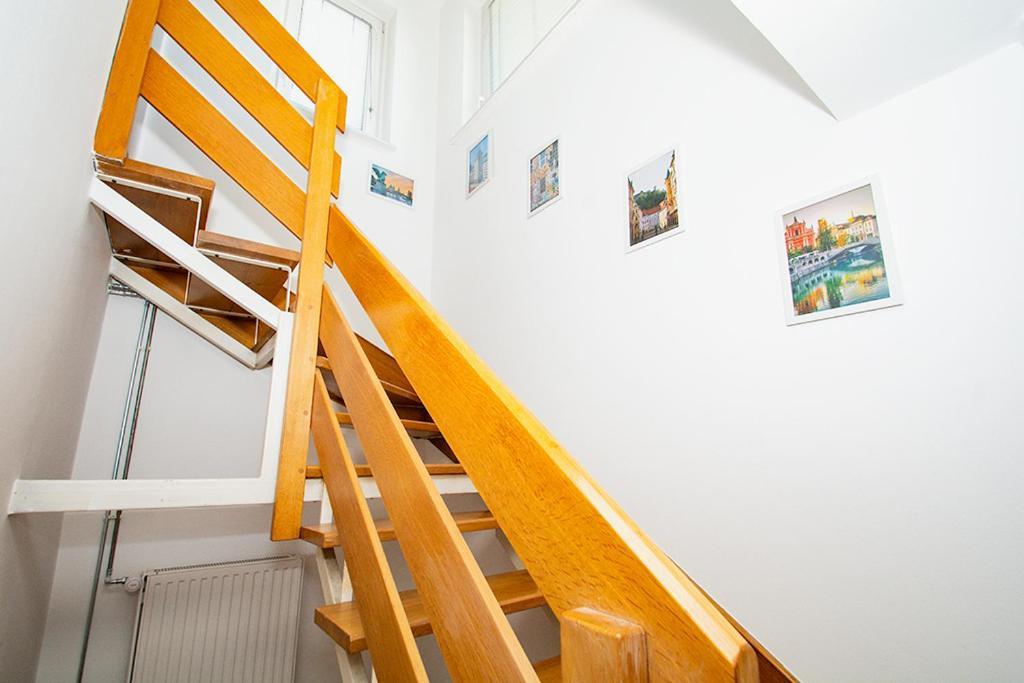 Magnolia Apartment - Free Private Parking Любляна Екстериор снимка